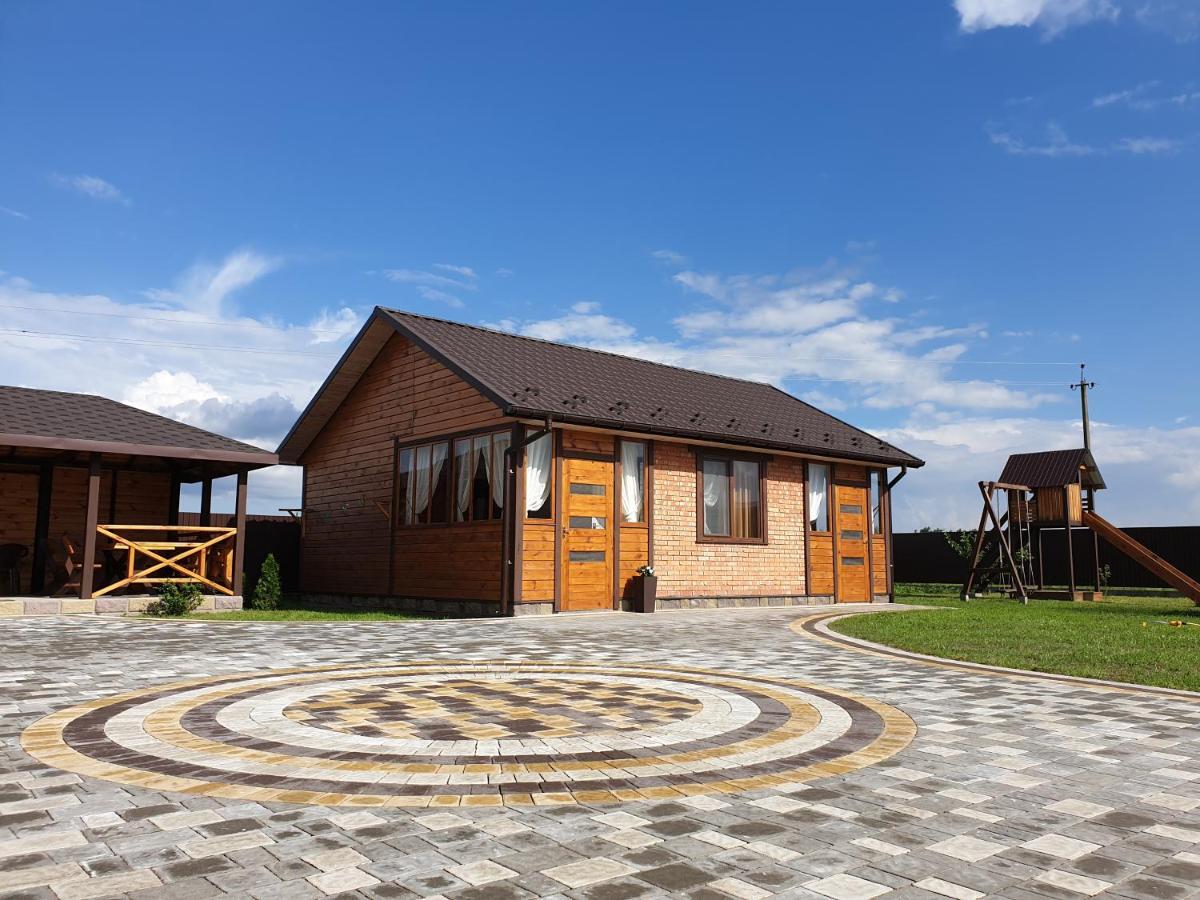 Маєток Мигдаль Hotel Svityaz' Bagian luar foto